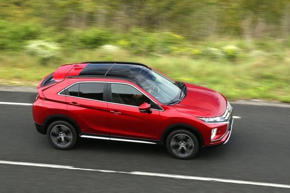 Przegląd crossover Mitsubishi Eclipse Cross Zdjęcie 8