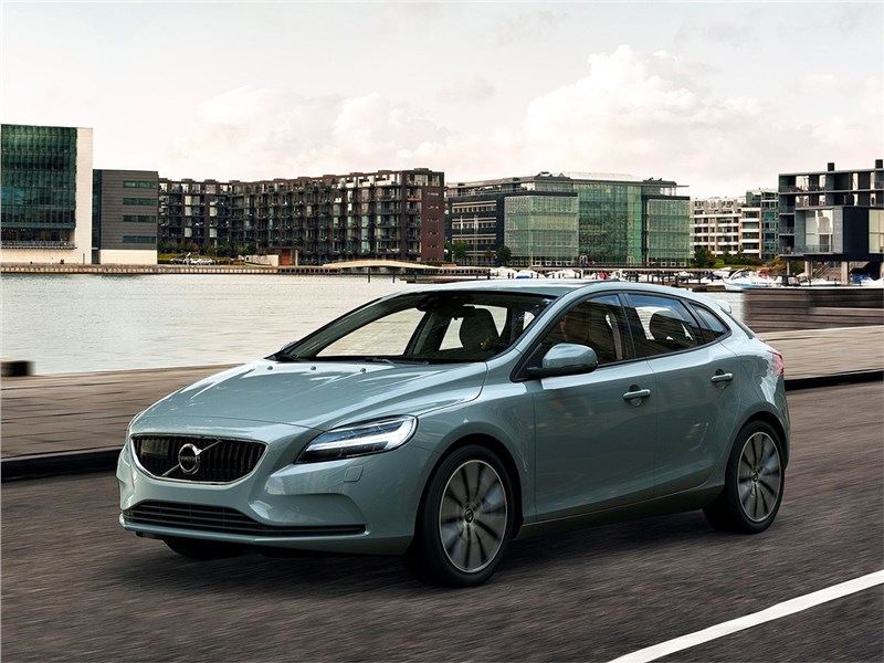 Przegląd pięciodrzwiowego hatchbacka Volvo V40