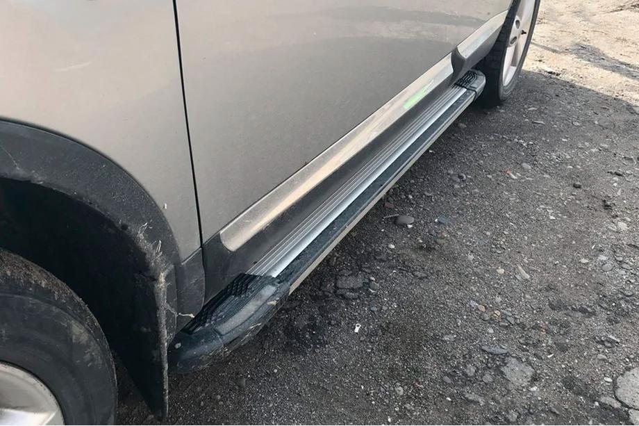 Nissan Qashqai 2007-2010 Progi Boczné Rainbow (2 szt., aluminium) Image