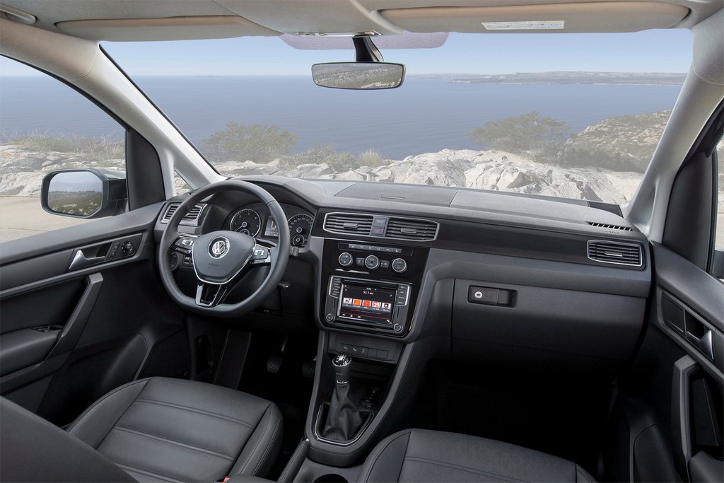 Przegląd kompaktowego minivana Volkswagen Caddy czwartej generacji