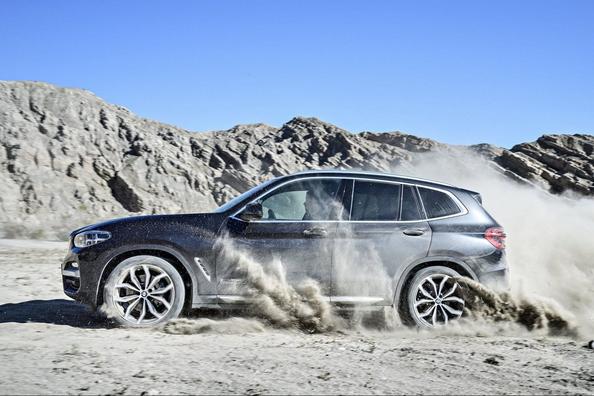 Przegląd zwrotnicy BMW X3 trzeciej generacji