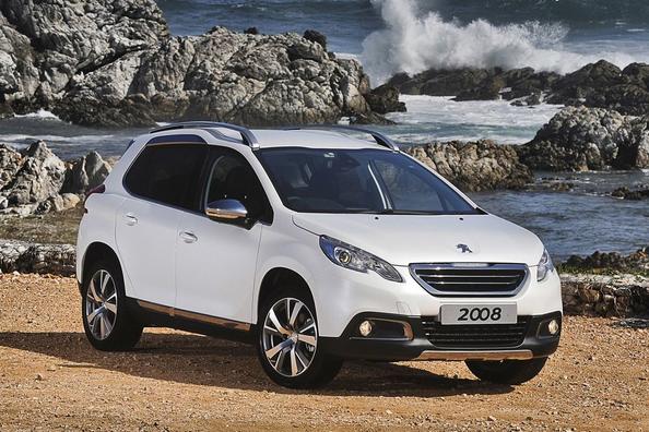 Zaktualizowana wersja kompaktowego crossovera Peugeot 2008