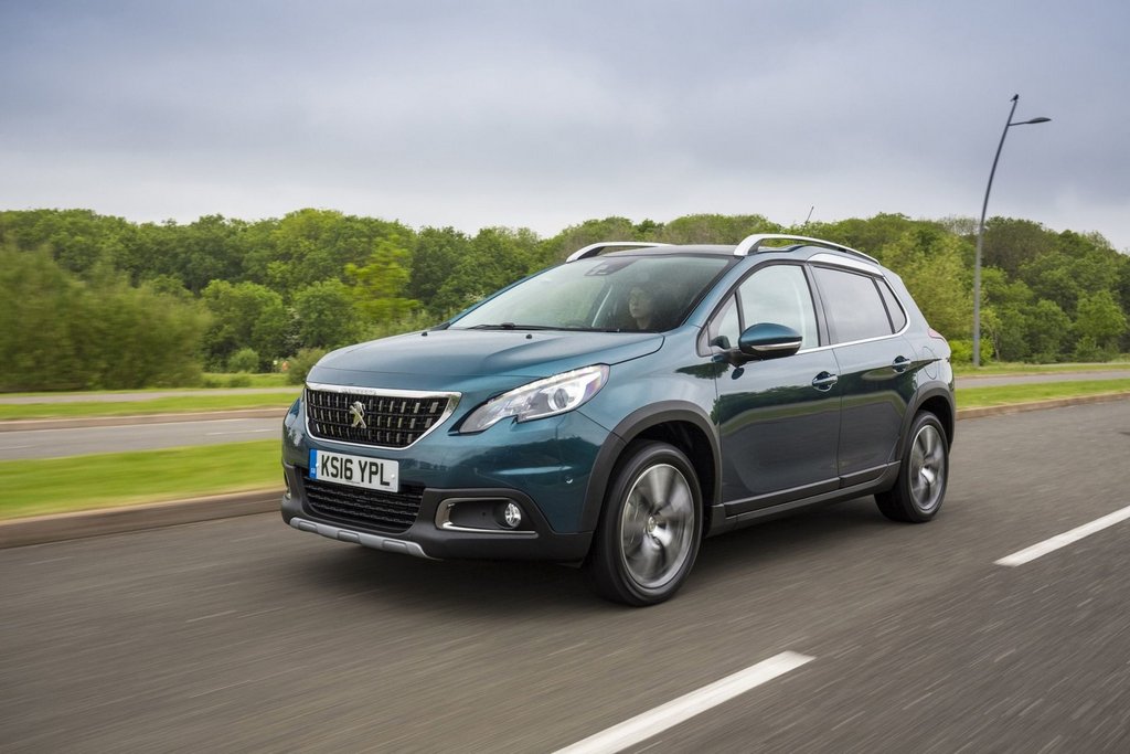 Zaktualizowana wersja kompaktowego crossovera Peugeot 2008