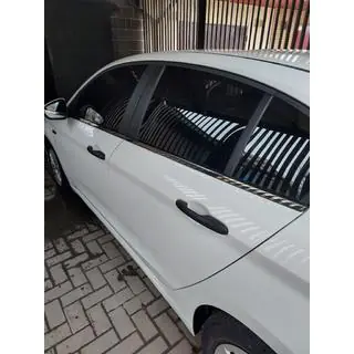 Dolne listwy szyb ciemny chrom stal nierdzewna zdjęcia 2