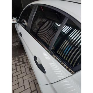 Dolne listwy szyb ciemny chrom stal nierdzewna zdjęcia 4