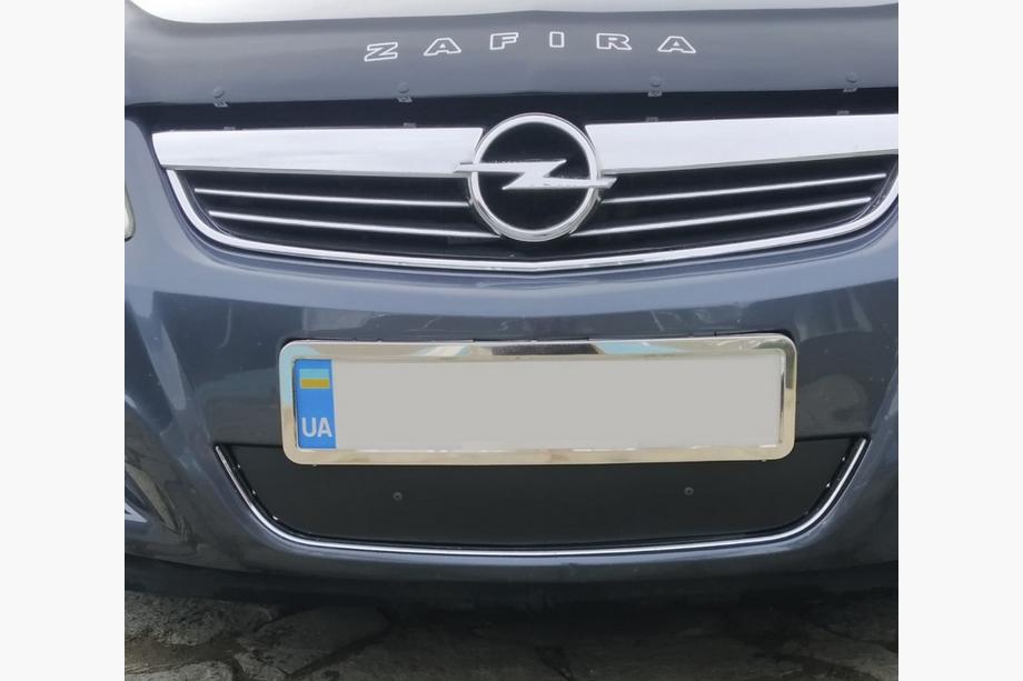 Opel Zafira B 2005–2011 Zimowa osłona grilla (2008-2011) Matowy Image