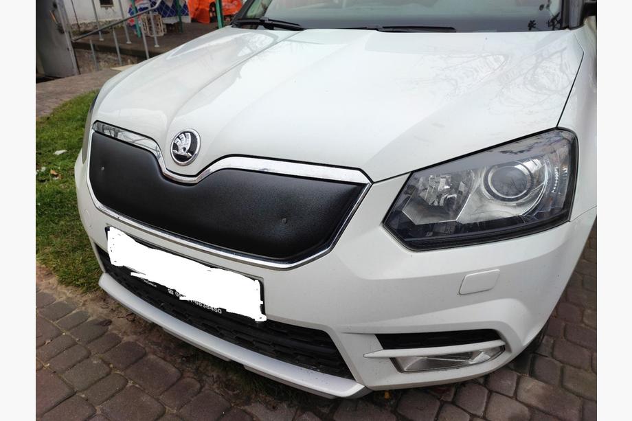 Skoda Yeti 2009-2017 Zimowa osłona grilla (górna, 2013+) Image