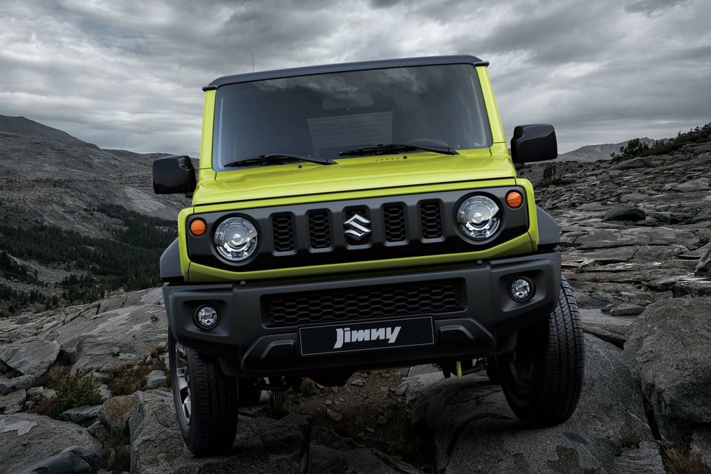 Przegląd kompaktowego suv-a Suzuki Jimny czwartej generacji