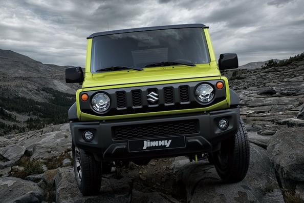 Przegląd kompaktowego suv-a Suzuki Jimny czwartej generacji Zdjęcie 9
