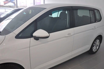 Volkswagen Touran 2015- Deflektory Okien (4 szt, HIC) zdjęcia 5