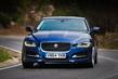 Przegląd nagrody sedan Jaguar XE zdjęcia 3
