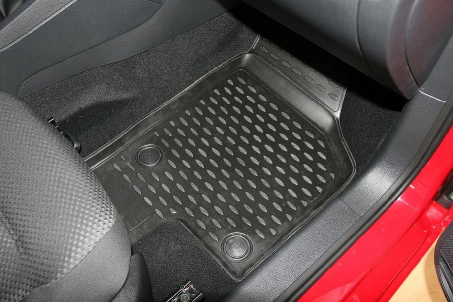 Volkswagen Jetta 2011-2018 Gumowe dywaniki do wnętrza (4 szt, Novline) Zdjęcia 3