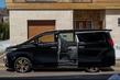Pełnowymiarowa luksusowej minivan Toyota Alphard zdjęcia 6