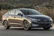 Kompaktowy sedan Hyundai Elantra w postaci odnowionej zdjęcia 2