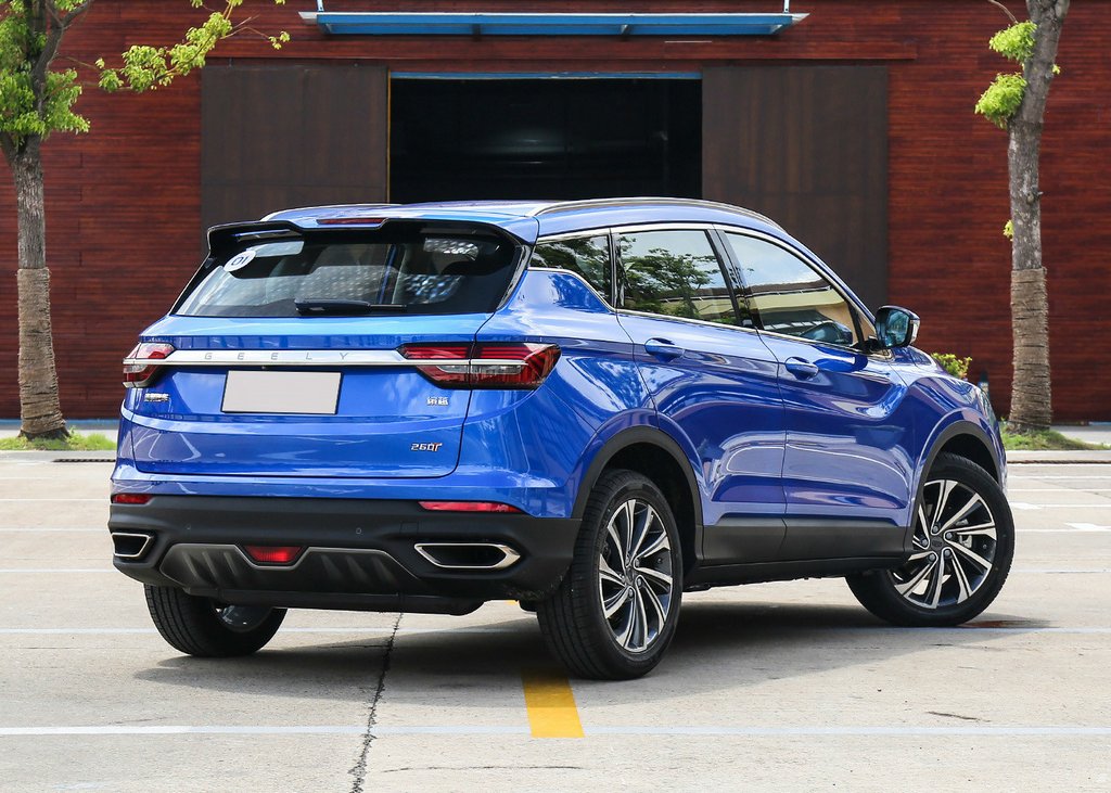 Przegląd kompaktowy crossover Geely SX11