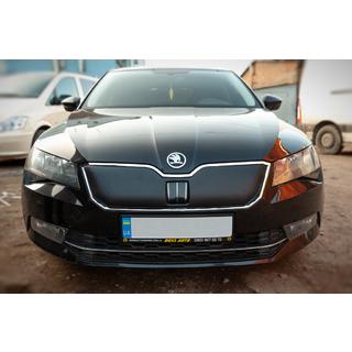 Zimowa osłona na grill (2015-2019, górna) Skoda Superb 2015-2024 zdjęcia 2