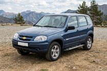 Chevrolet Niva 1998-2020 Progi Boczné Sunrise (2 szt., Aluminium) zdjęcia 2