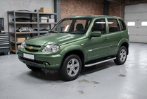 Chevrolet Niva 1998-2020 Progi Boczne Tayga Grey (2 szt., Aluminium) zdjęcia 1