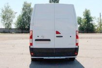 Renault Master 2011-2023 Tylna Belka AK008 (Stal Nierdzewna) zdjęcia 2