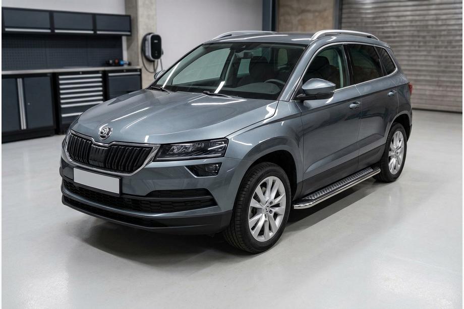 Skoda Karoq 2018- Progi Boczne Maydos V2 (2 szt., Aluminium i Stal Nierdzewna) Image