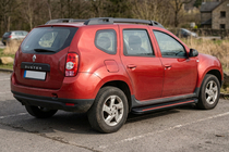 Dacia Duster 2008-2018 Progi Boczné Maya Red (2 szt., Aluminium) zdjęcia 1