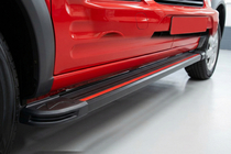Ford Connect 2010-2013 Progi Boczné Maya Red (2 szt., Aluminium) Maxi Baza zdjęcia 1