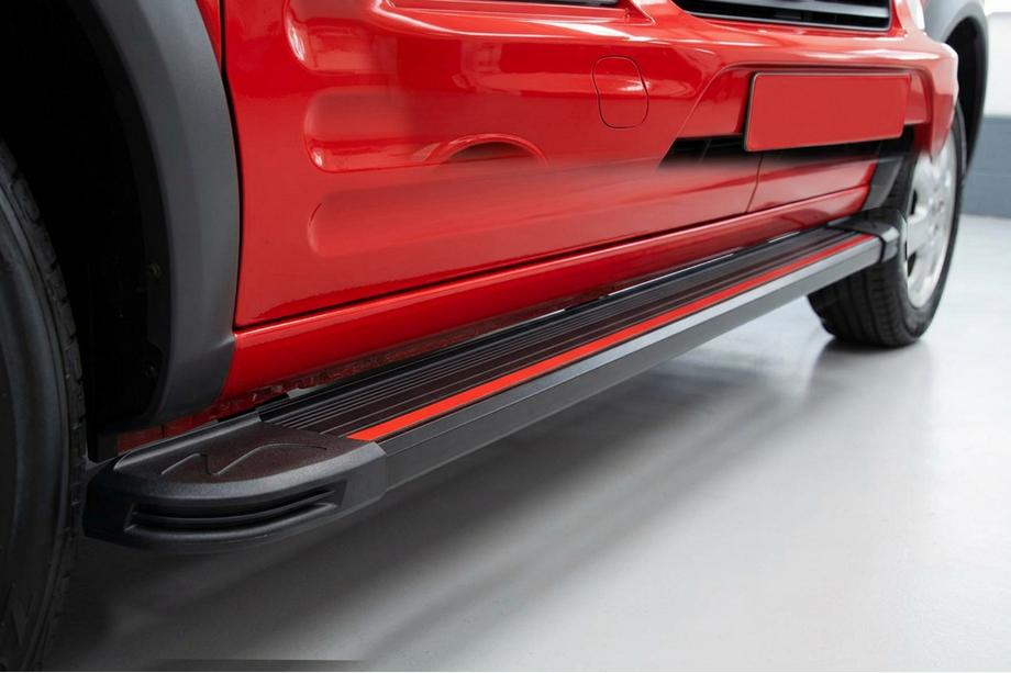 Ford Connect 2010-2013 Progi Boczné Maya Red (2 szt., Aluminium) Maxi Baza Image