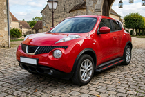 Nissan Juke 2010-2019 Progi Boczné Maya Red (2 szt., Aluminium) zdjęcia 1