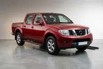 Nissan Navara 2006-2015 Progi Boczné Maya Red (2 szt., Aluminium) zdjęcia 1