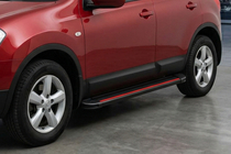 Nissan Qashqai 2014-2021 Progi Boczné Maya Red (2 szt., Aluminium) zdjęcia 1