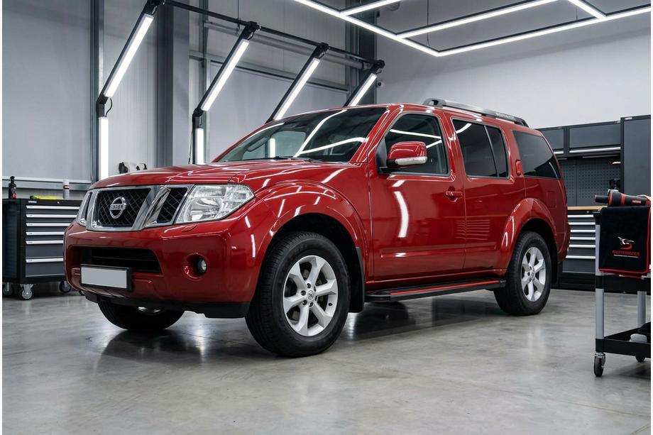Nissan Pathfinder R51 2005-2014 Progi Boczné Maya Red (2 szt., Aluminium) Image