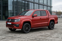 Volkswagen Amarok 2010-2022 Progi Boczné Maya Red-Black (2 szt., Aluminium) zdjęcia 1