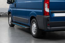 Citroen Jumper 2007-2025 Progi Boczné Maya Blue (2 szt., Aluminium) Długa Baza zdjęcia 1