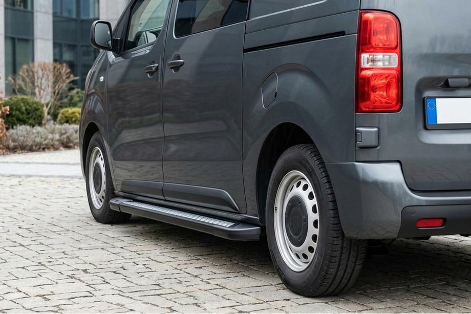 Citroen Jumpy 2007–2017 Progi Boczne New Vision Black (2 szt., Aluminium) Image