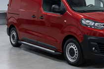 Citroen Jumpy/Dispatch 2017- Progi Boczné Vision New Black (2 szt., Aluminium) zdjęcia 1
