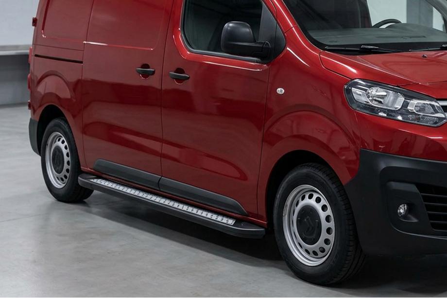 Citroen Jumpy/Dispatch 2017- Progi Boczné Vision New Black (2 szt., Aluminium) Image