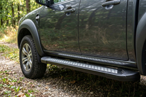 Ford Ranger 2007-2011 Progi Boczne New Vision Black (2 szt., Aluminium) zdjęcia 1