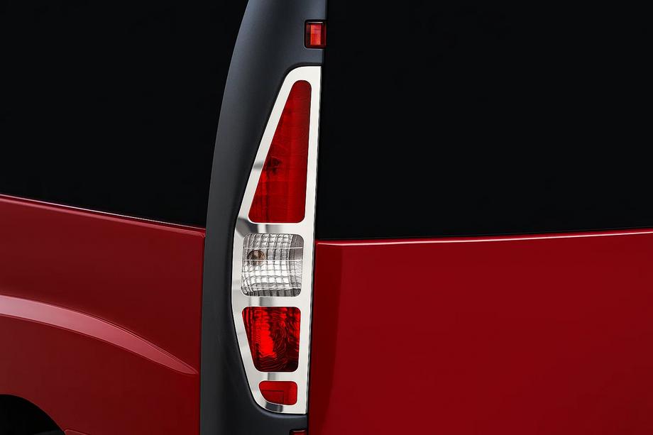 Fiat Doblo I 2001-2005 Chromowane nakładki na tylne lampy (2 szt, stal nierdzewna) Carmos - Turecka Stal Nierdzewna Image