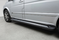 Mercedes Vito/V-class W447 2014- Progi Boczne New Vision Black (2 szt., Aluminium) Długa Baza zdjęcia 1