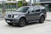 Nissan Pathfinder R51 2005-2014 Progi Boczne New Vision Black (2 szt., Aluminium) zdjęcia 1