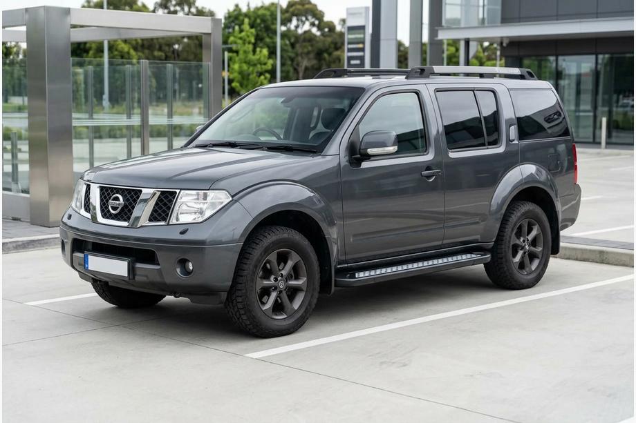 Nissan Pathfinder R51 2005-2014 Progi Boczne New Vision Black (2 szt., Aluminium) Image