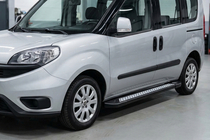 Opel Combo 2012-2018 Progi Boczne New Vision Black (2 szt., Aluminium) Maxi Baza zdjęcia 1