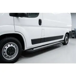 Progi Boczne New Vision Black (2 szt., Aluminium) Peugeot Boxer 2006-2025 zdjęcia 1