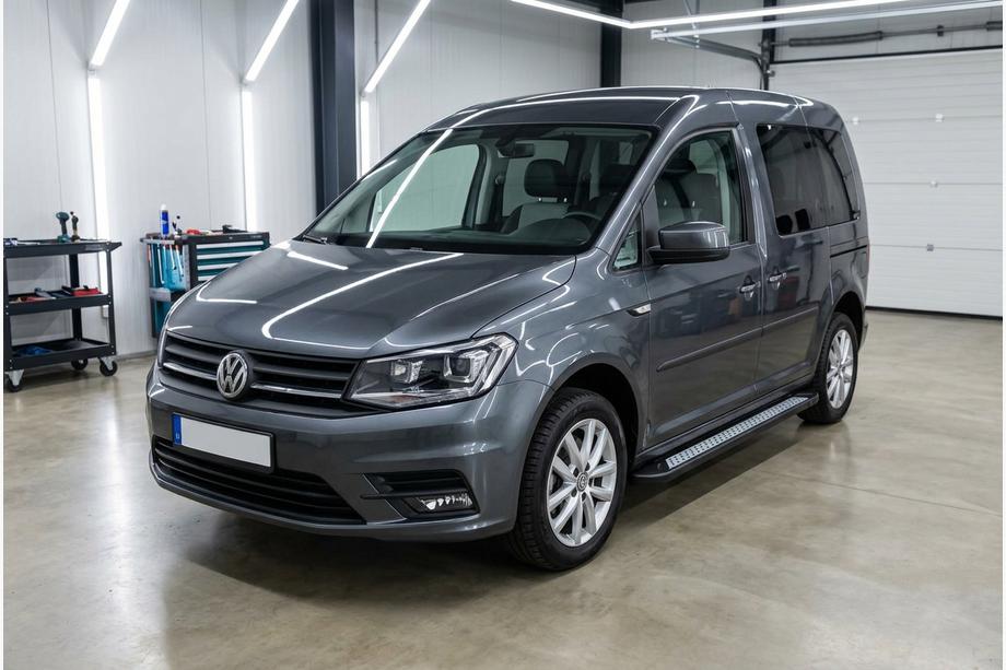 Volkswagen Caddy 2015-2020 Progi Boczne New Vision Black (2 szt., Aluminium) Maxi Baza Image