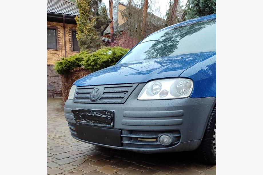 Volkswagen Caddy 2004-2010 Zimowa osłona na kratkę (dolna) połysk Zdjęcia 3