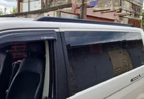 Volkswagen T5 Caravelle 2004-2010 Zintegrowane relingi dachowe (czarne) zdjęcia 41