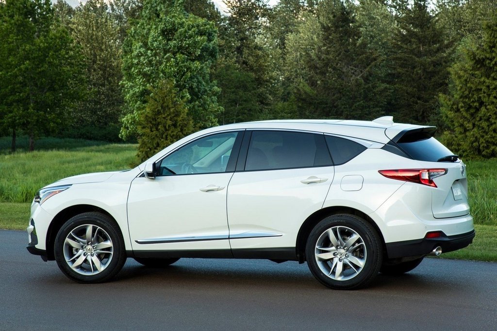 Przegląd trzeciej generacji zwrotnicy Acura RDX
