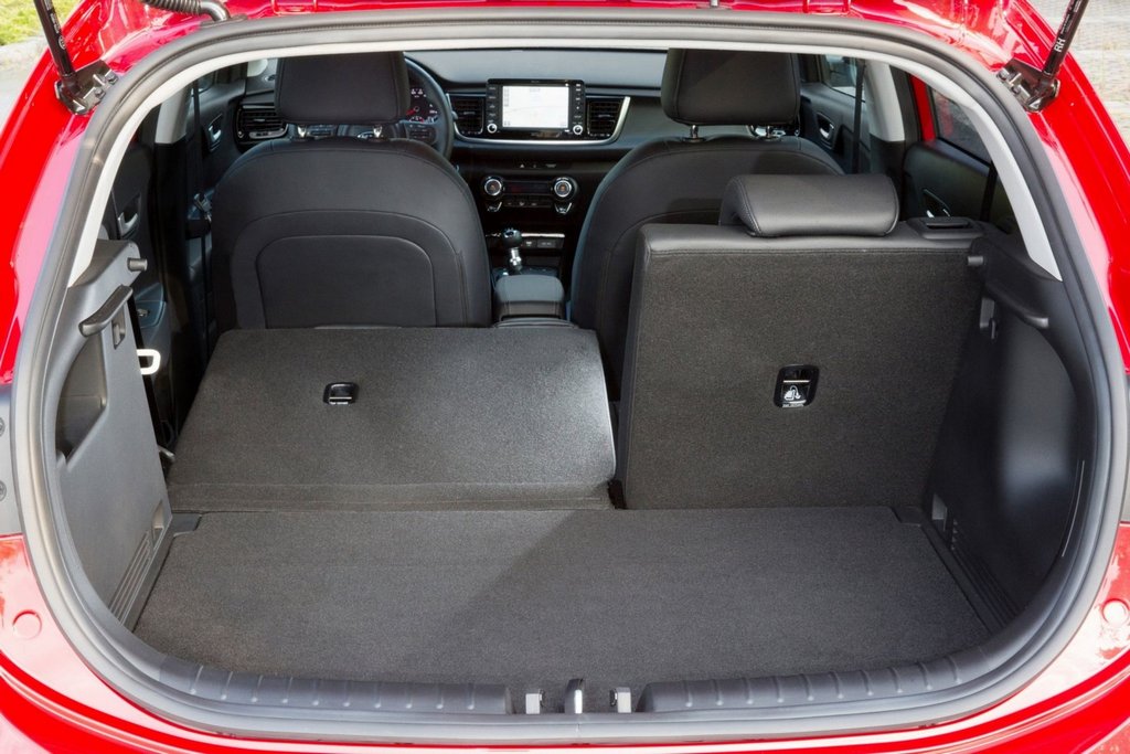 Hatchback Kia Rio czwartej generacji