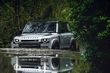 Premiowy pięciodrzwiowy suv Land Rover Defender 110 zdjęcia 2