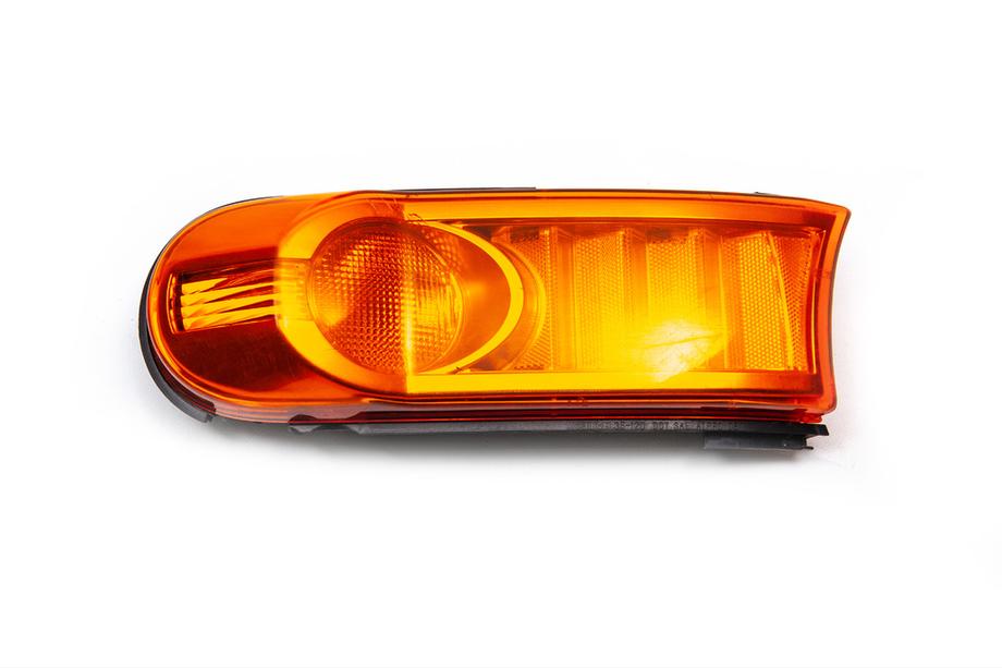 Toyota FJ Cruiser 2006-2022 Wyprzedaż! Przedni Kierunkowskaz Używany (prawy, 1 szt) Image